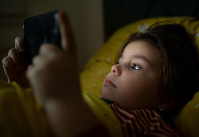 Toddler on Device
